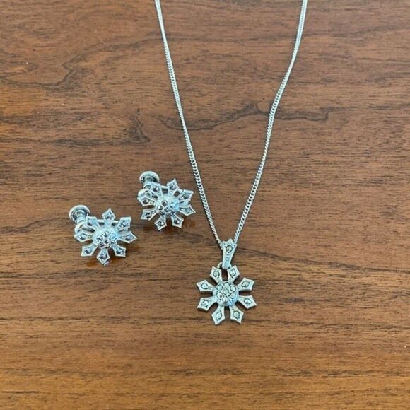 Vintage Kilmer & Daniel Art Deco Sterling Necklace & Matching Clip Earri… - Picture 6 of 7